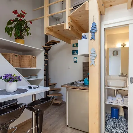 蓝色旅馆 3* 扎达尔