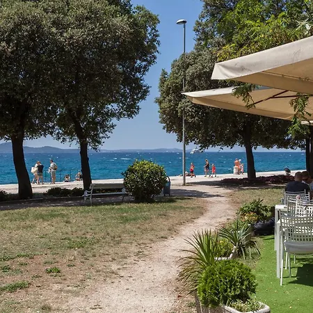 招待所 蓝色旅馆